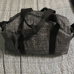 Lululemon Small Weekend Duffle Bag BLK/HBLK/WHITE